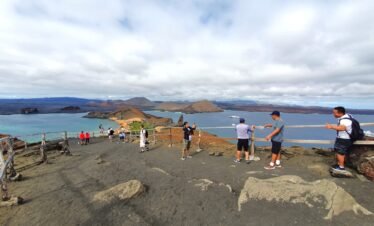 viajes-galapagos-sombrero-chino-island-turismo