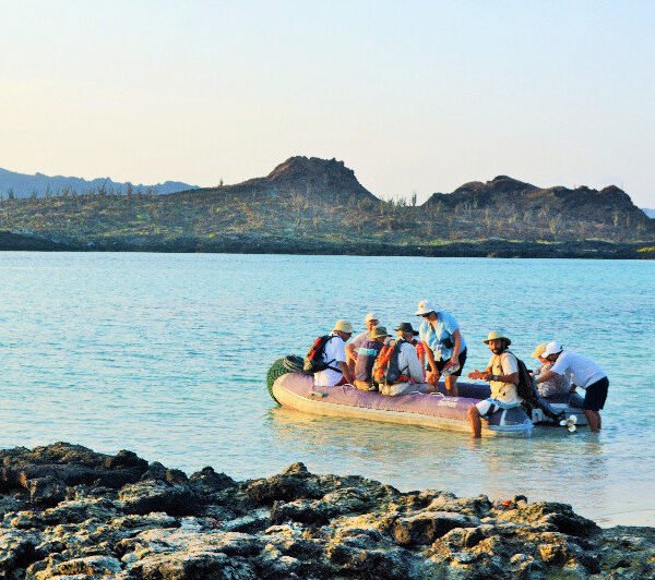 viajes-galapagos-sombrero-chino-island